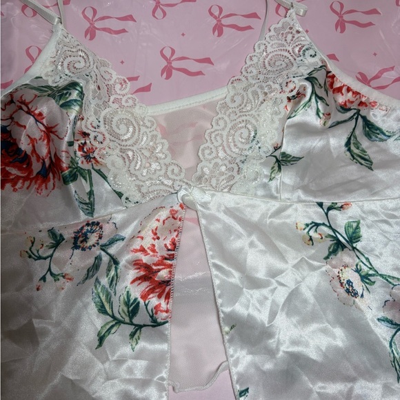 Otherwild White and Red Chemise with Lace Trim - Picture 4 of 9